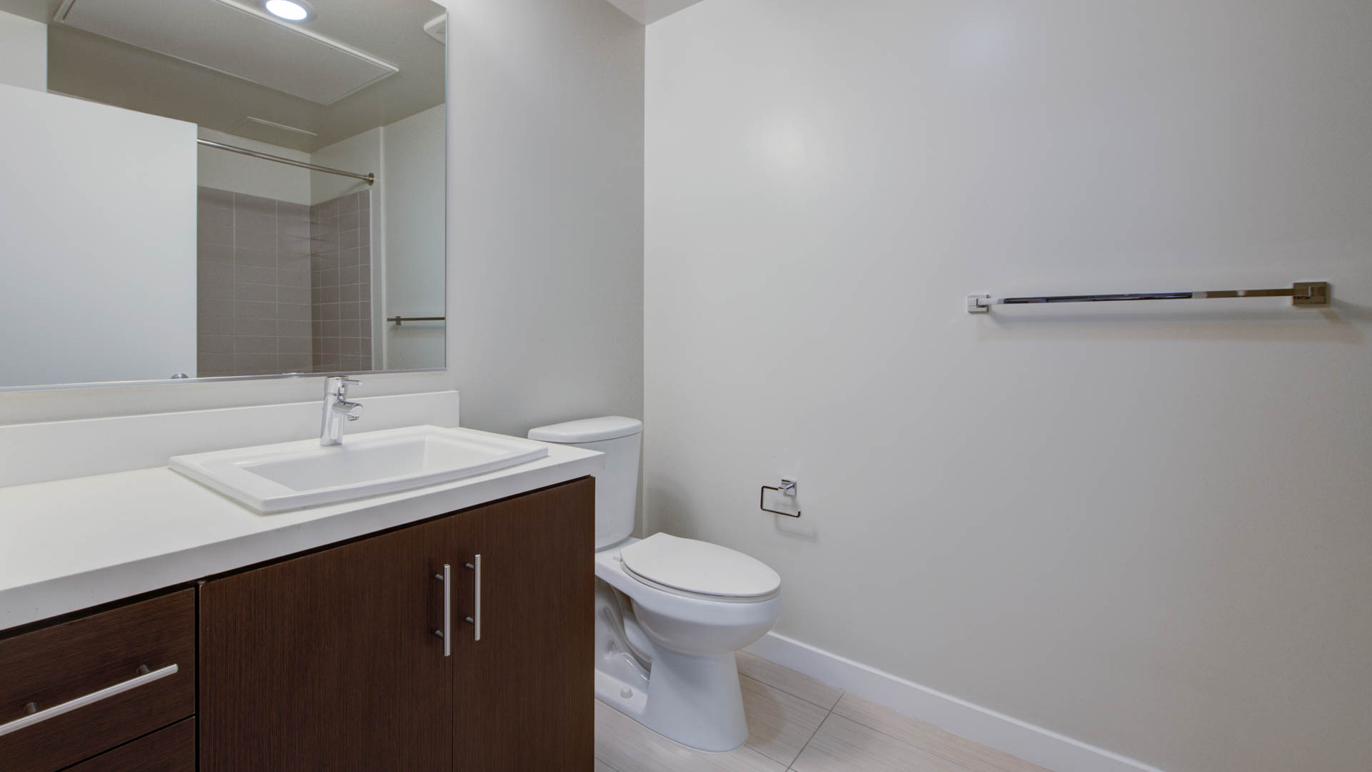 Radius Koreatown Apartments 1 of 4