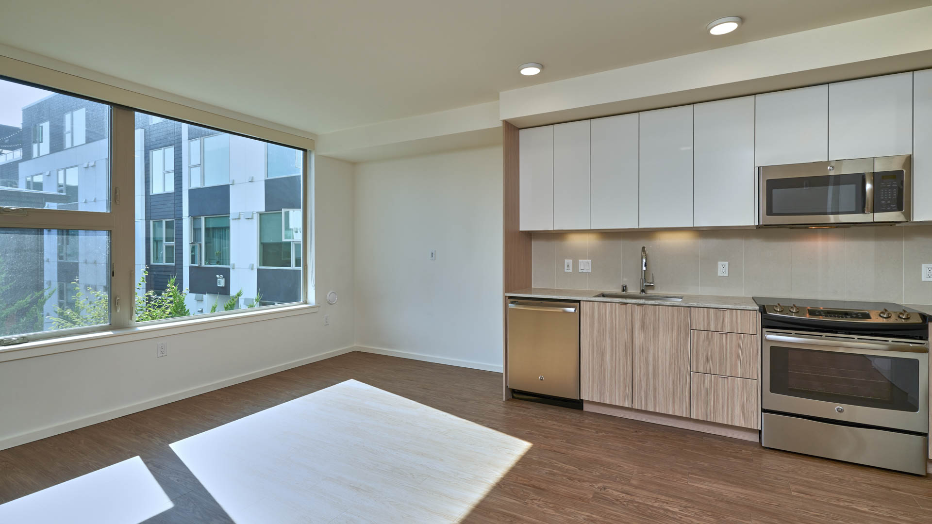 Venn at Main Apartments 1 of 10