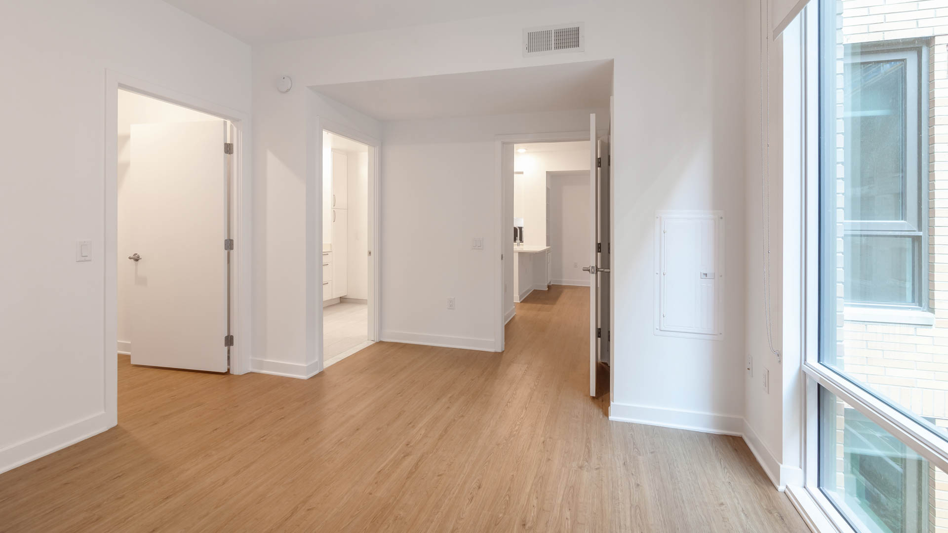 100K Apartments 2 of 6