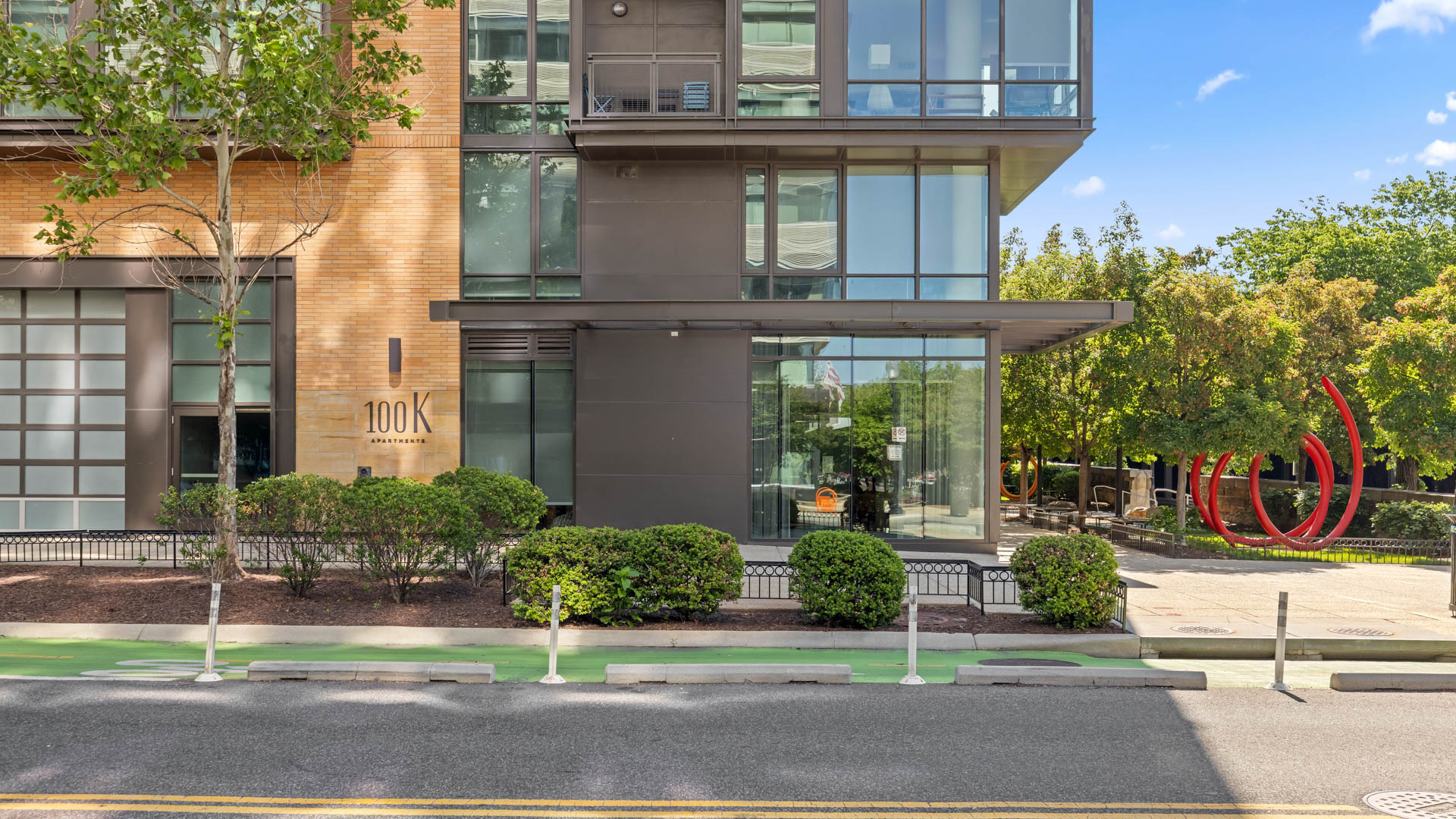 100K Apartments 44 of 44