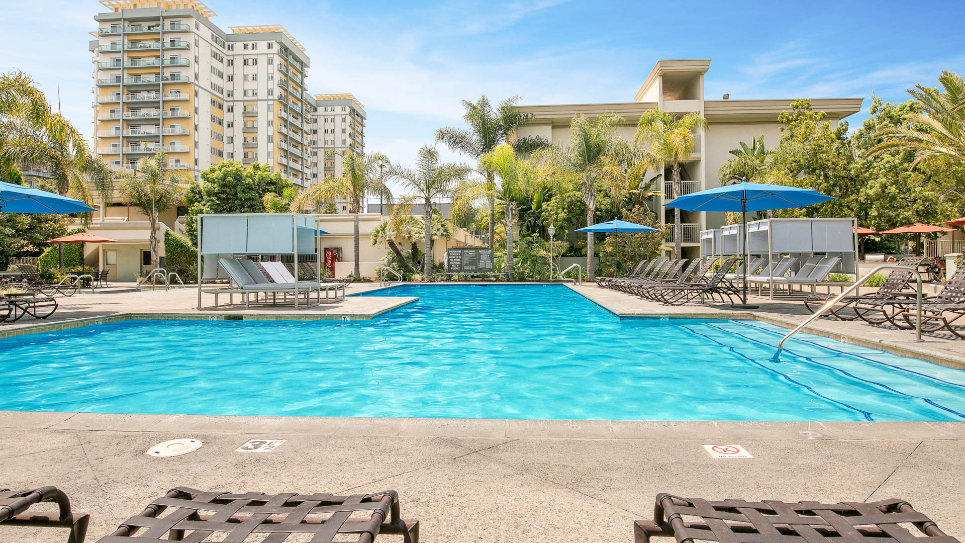 Pool at Pearl Apartments (2 of 6)
