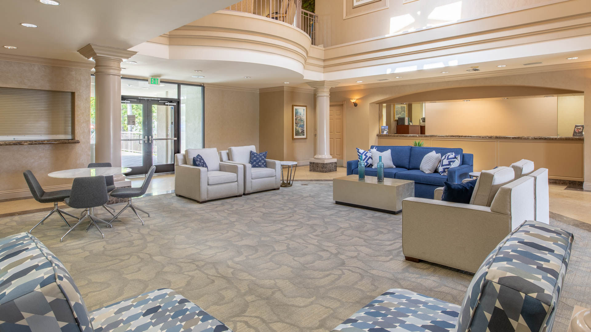 Lobby at Pearl Apartments (1 of 2)
