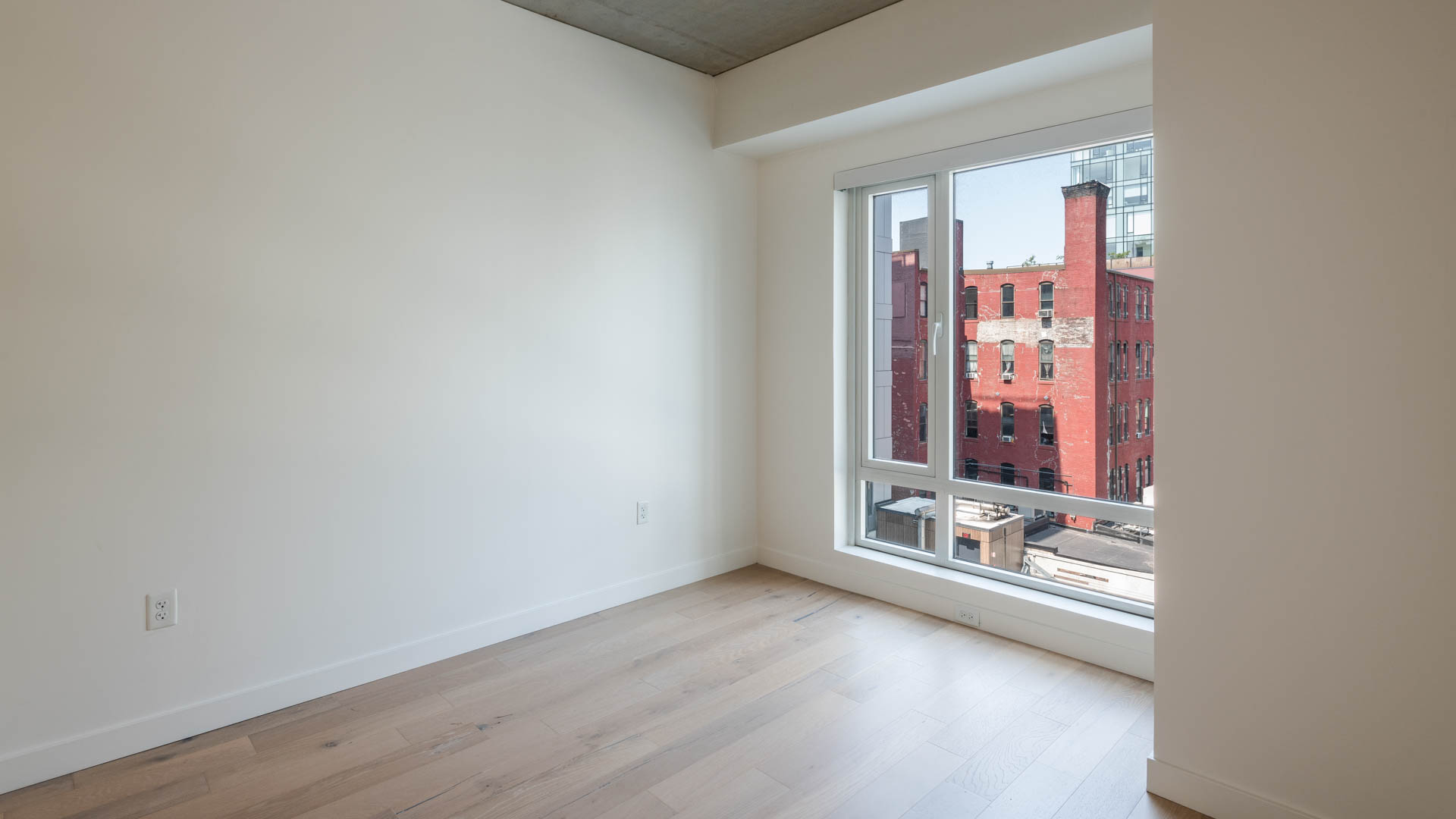 Troy Boston Apartments 5 of 8