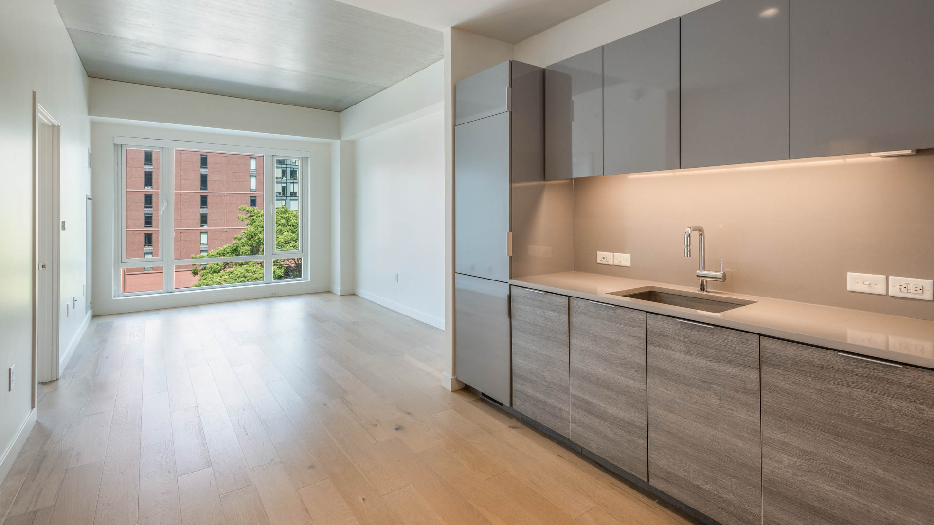 Troy Boston Apartments 2 of 8