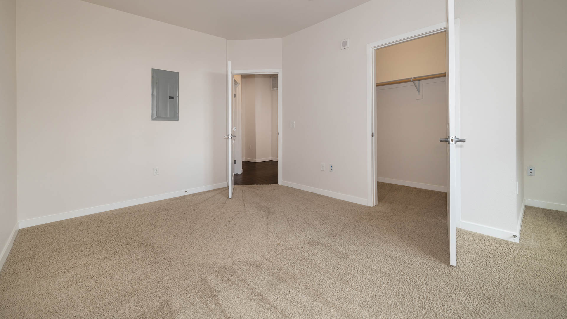 Radius Uptown Apartments 2 of 10