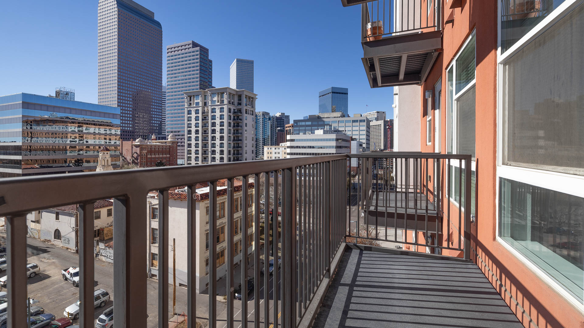 Radius Uptown Apartments 5 of 7