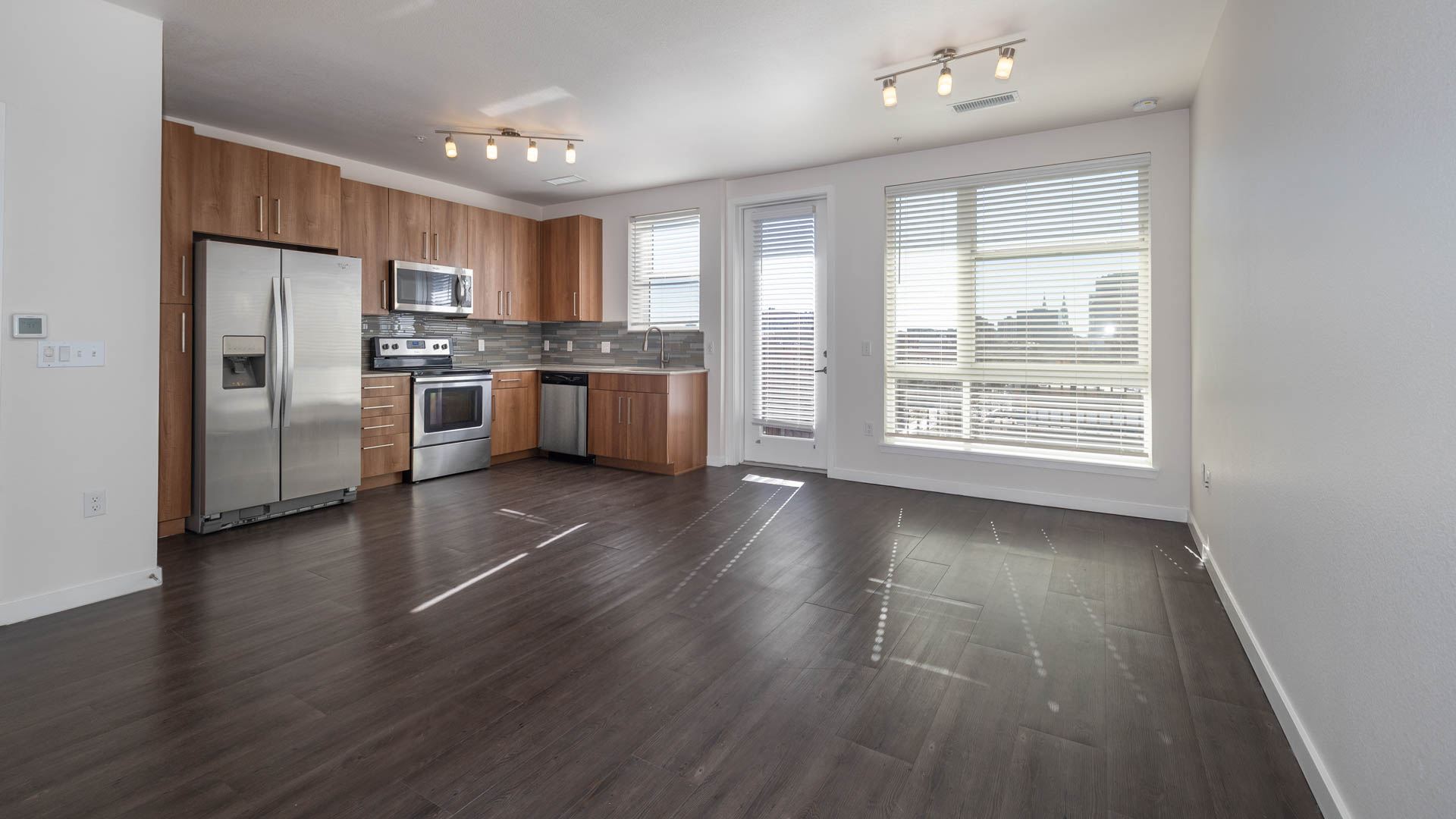 Radius Uptown Apartments 4 of 7