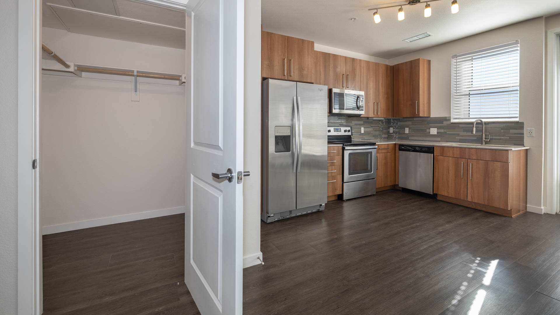 Radius Uptown Apartments 2 of 7