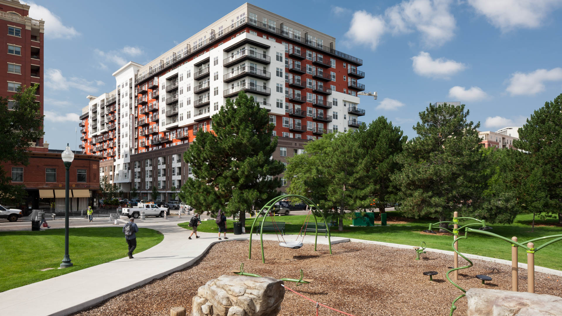 Radius Uptown Apartments 3 of 12