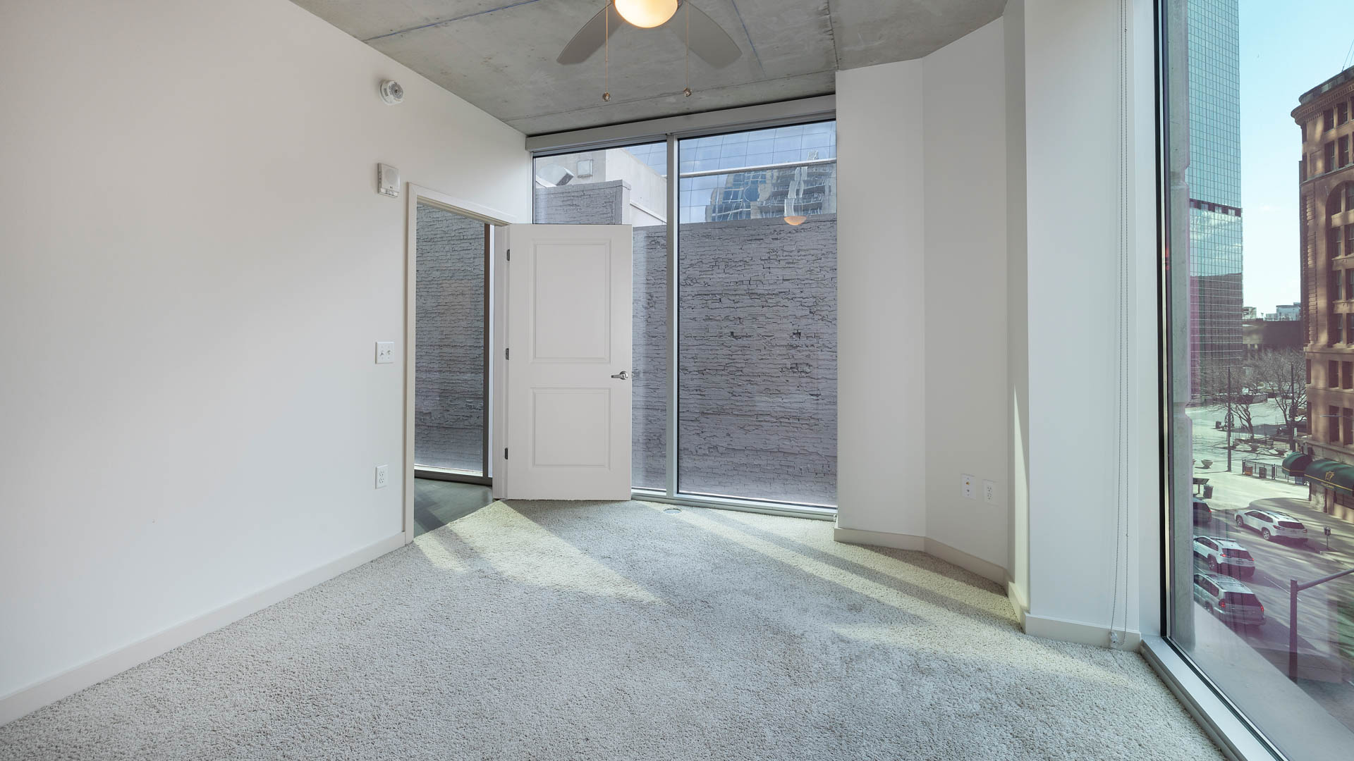 Skyhouse Denver Apartments 5 of 12