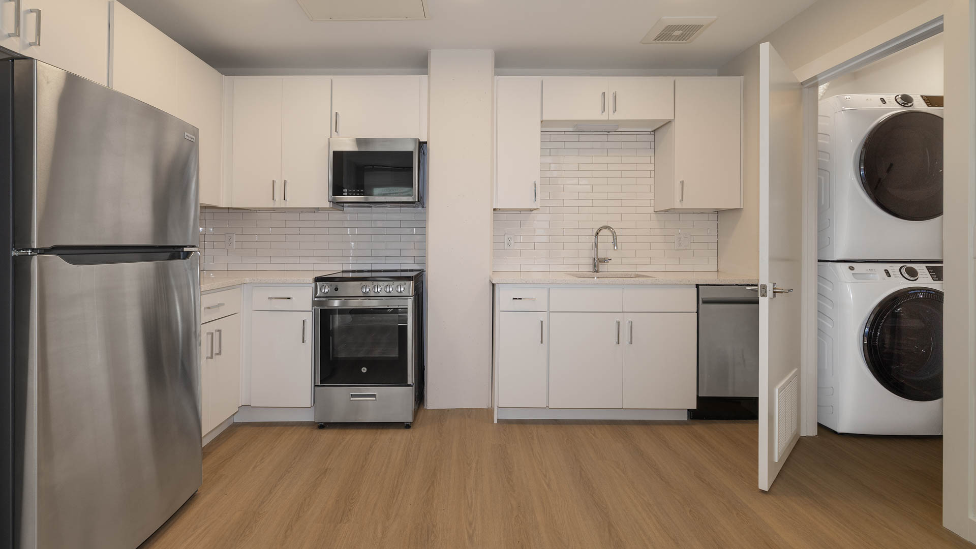 Skyhouse Denver Apartments 7 of 12
