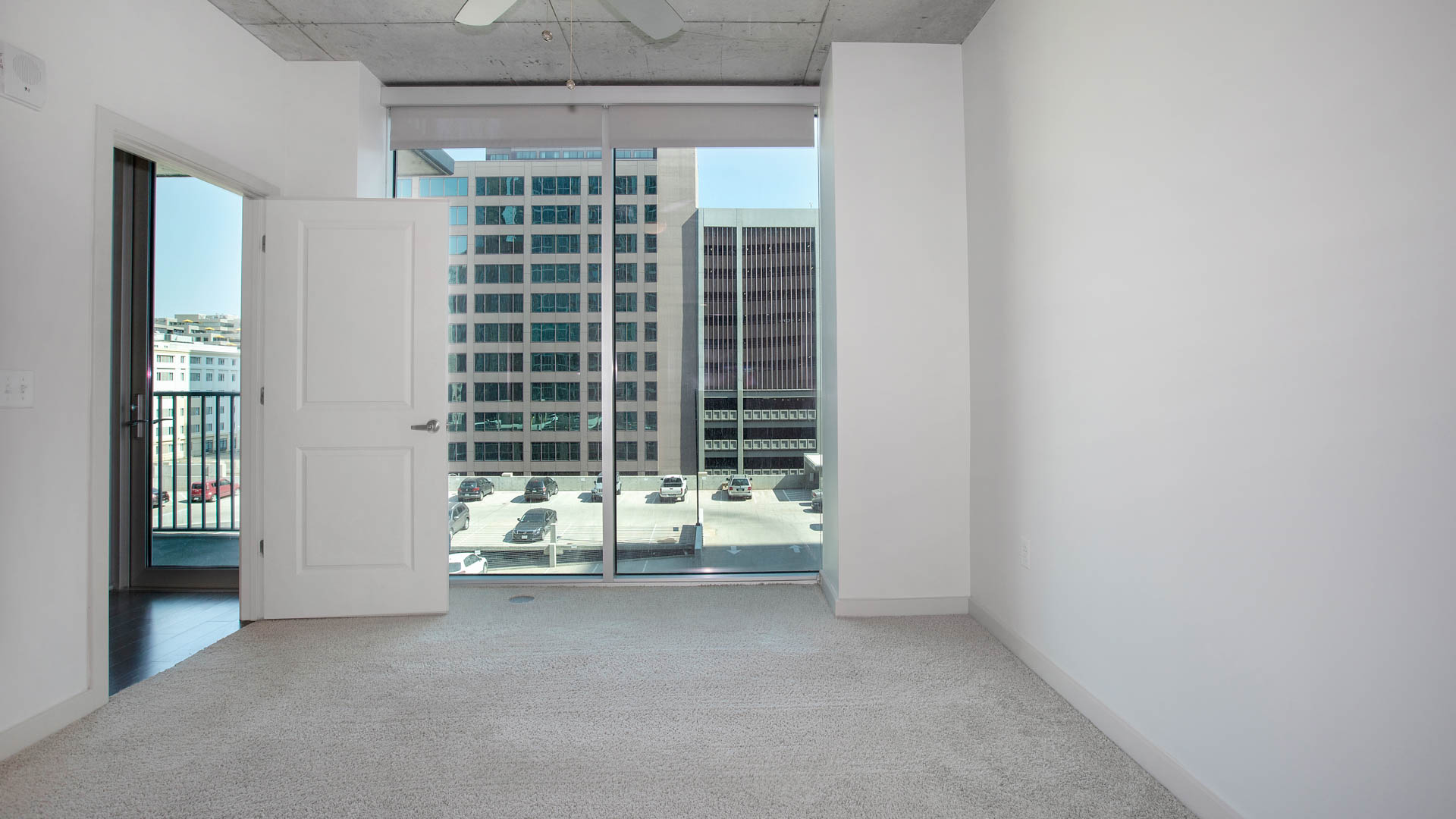 Skyhouse Denver Apartments 3 of 6