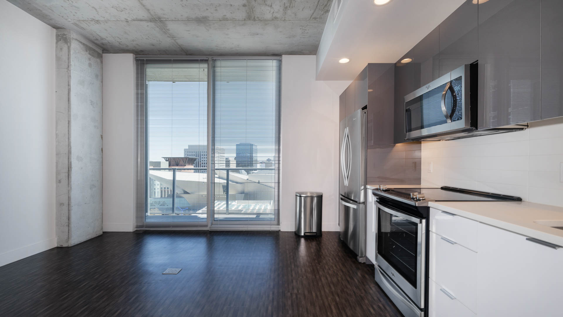 Eviva on Cherokee Apartments 3 of 6