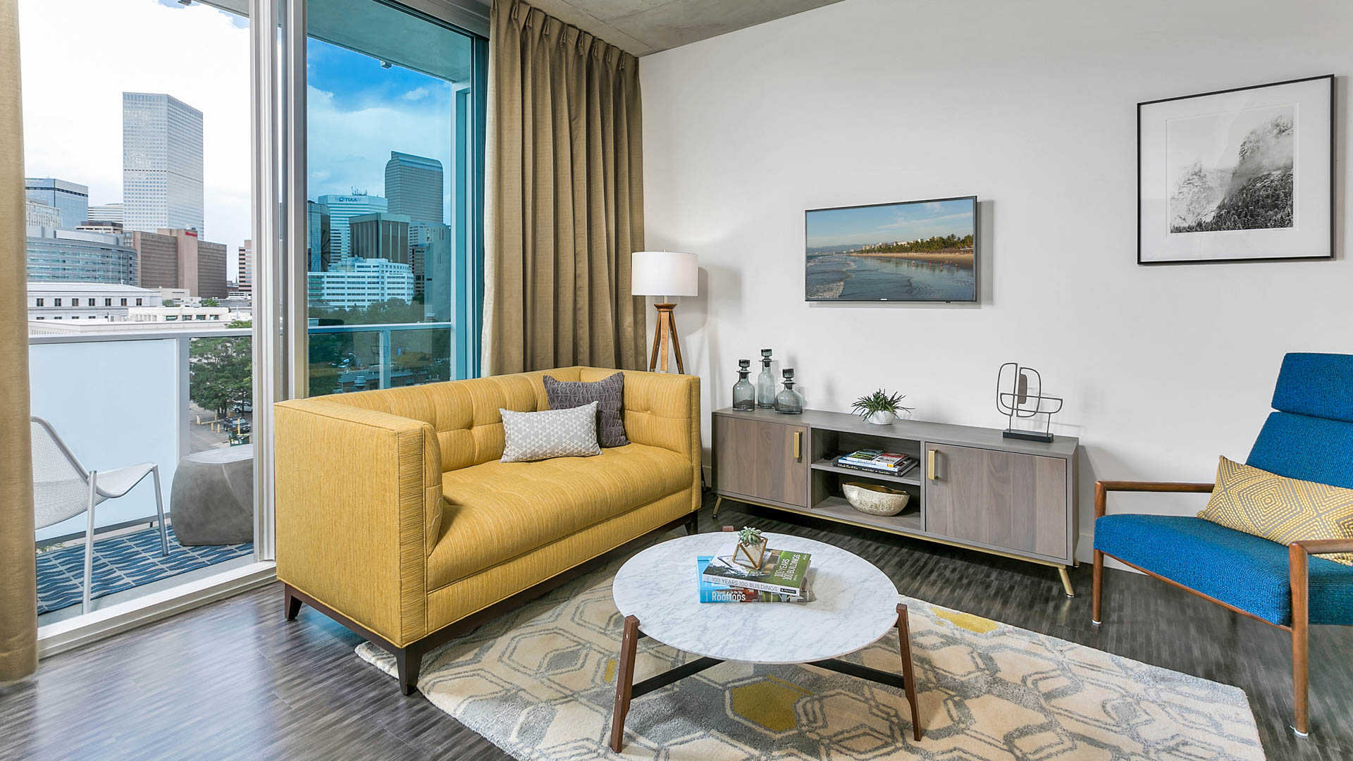 Eviva on Cherokee Apartments 7 of 9