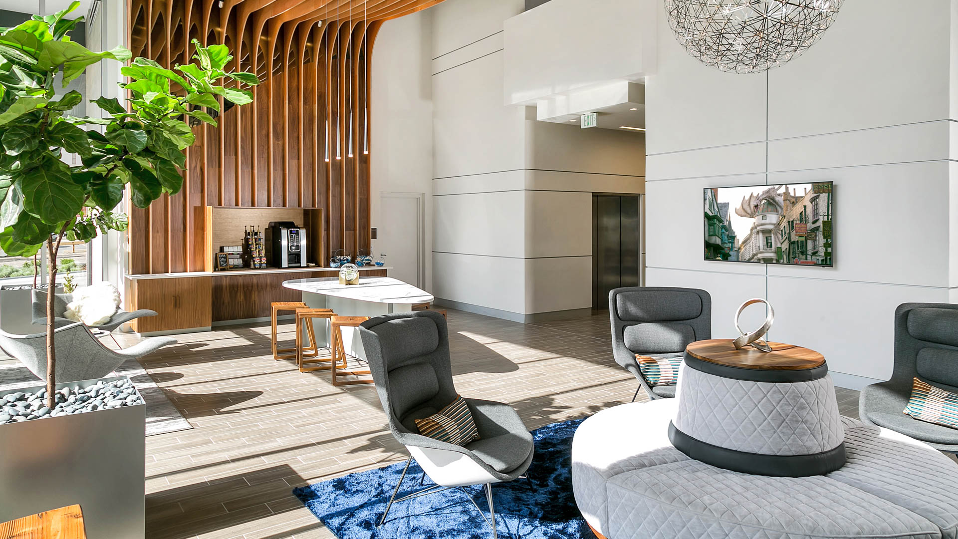 Eviva on Cherokee Apartments 6 of 12
