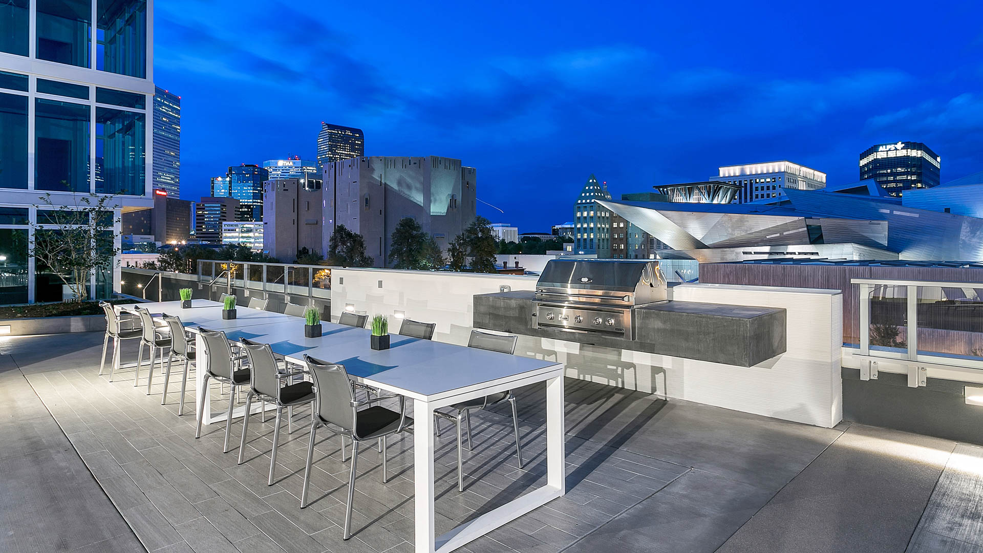 Roof deck at Eviva on Cherokee Apartments (4 of 4)