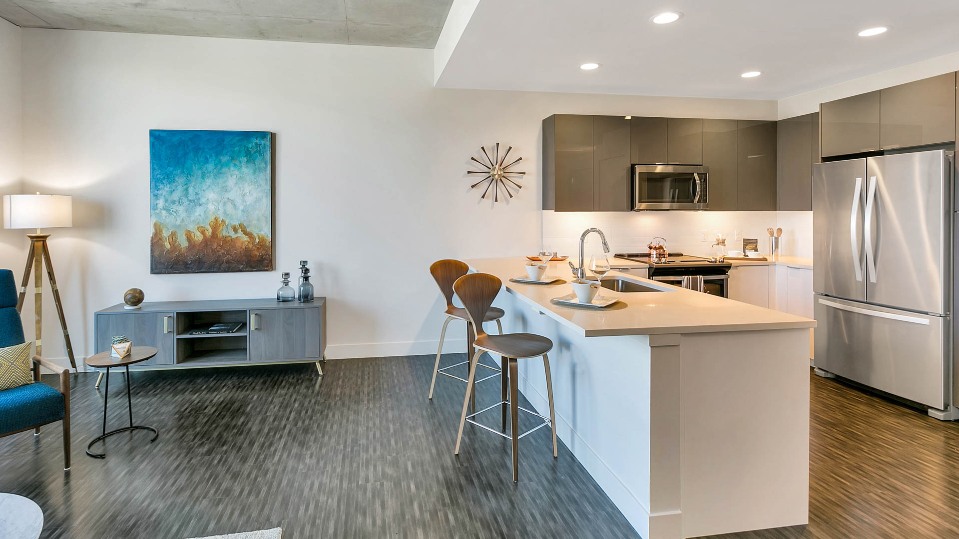 Eviva on Cherokee Apartments 2 of 9