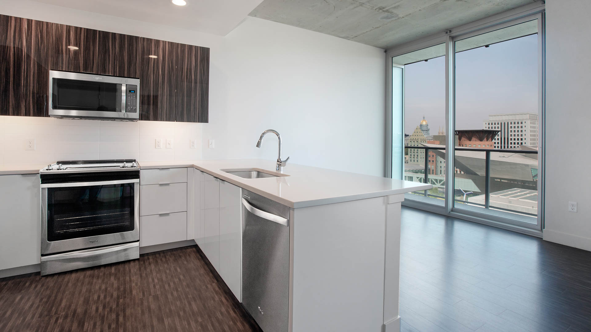 Eviva on Cherokee Apartments 9 of 12