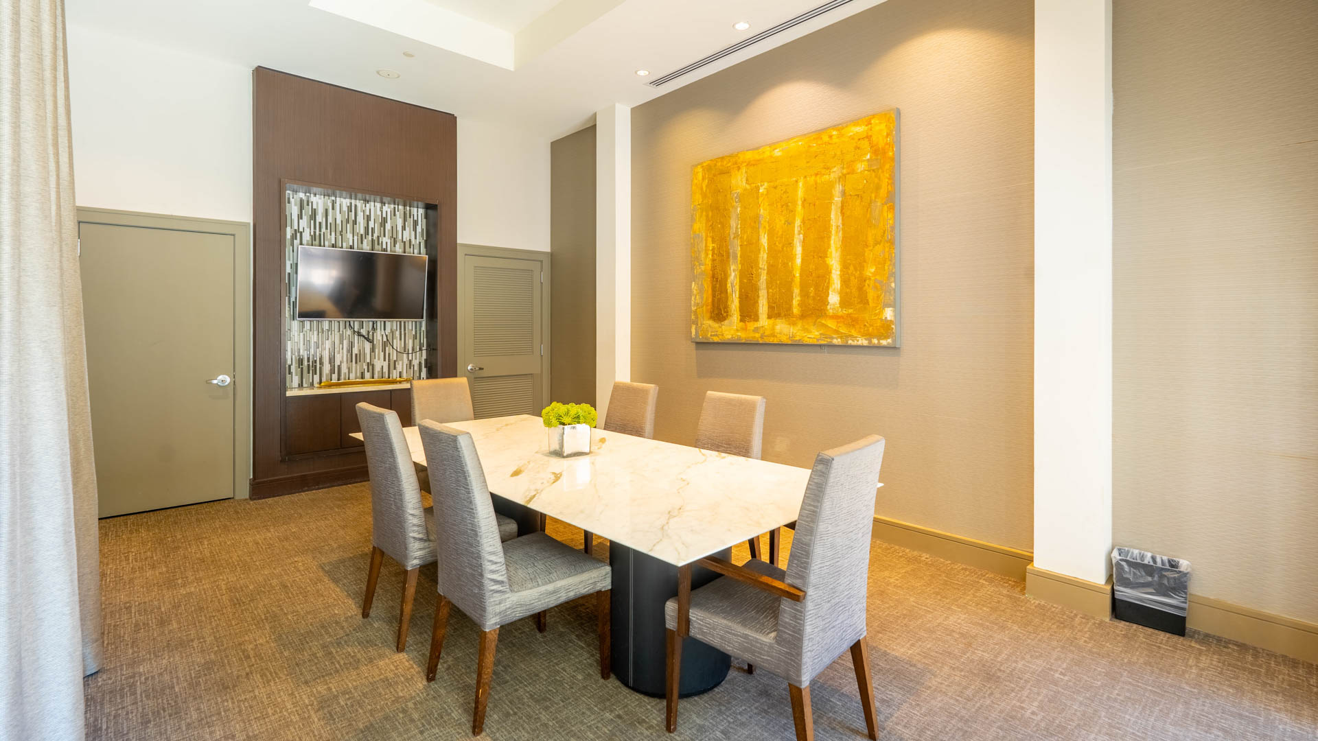 Work space at Axis at Shady Grove Apartments (3 of 6)