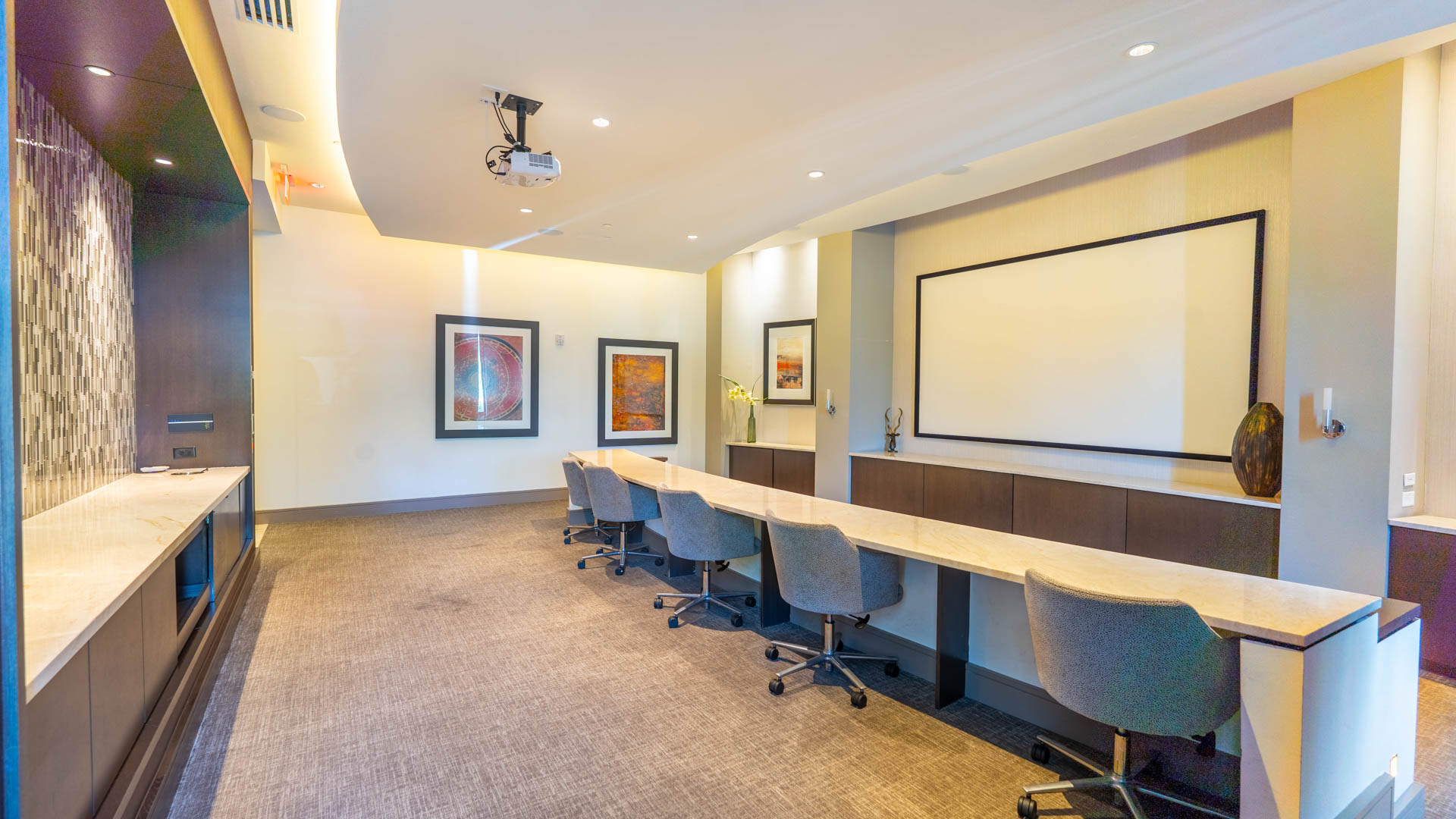 Work space at Axis at Shady Grove Apartments (1 of 6)