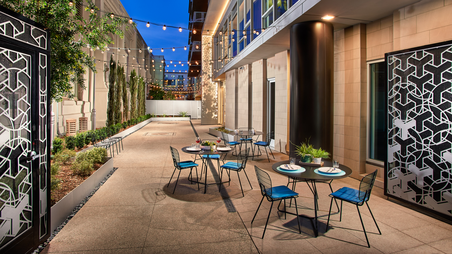 Courtyard at STOA Apartments