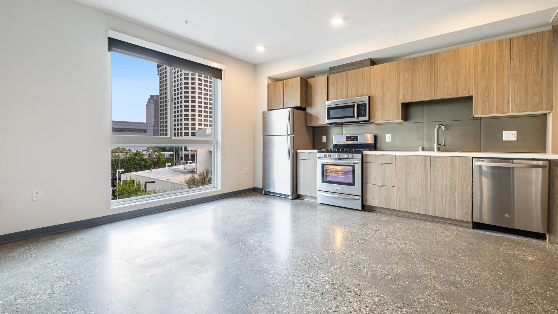 STOA Apartments 10 of 12