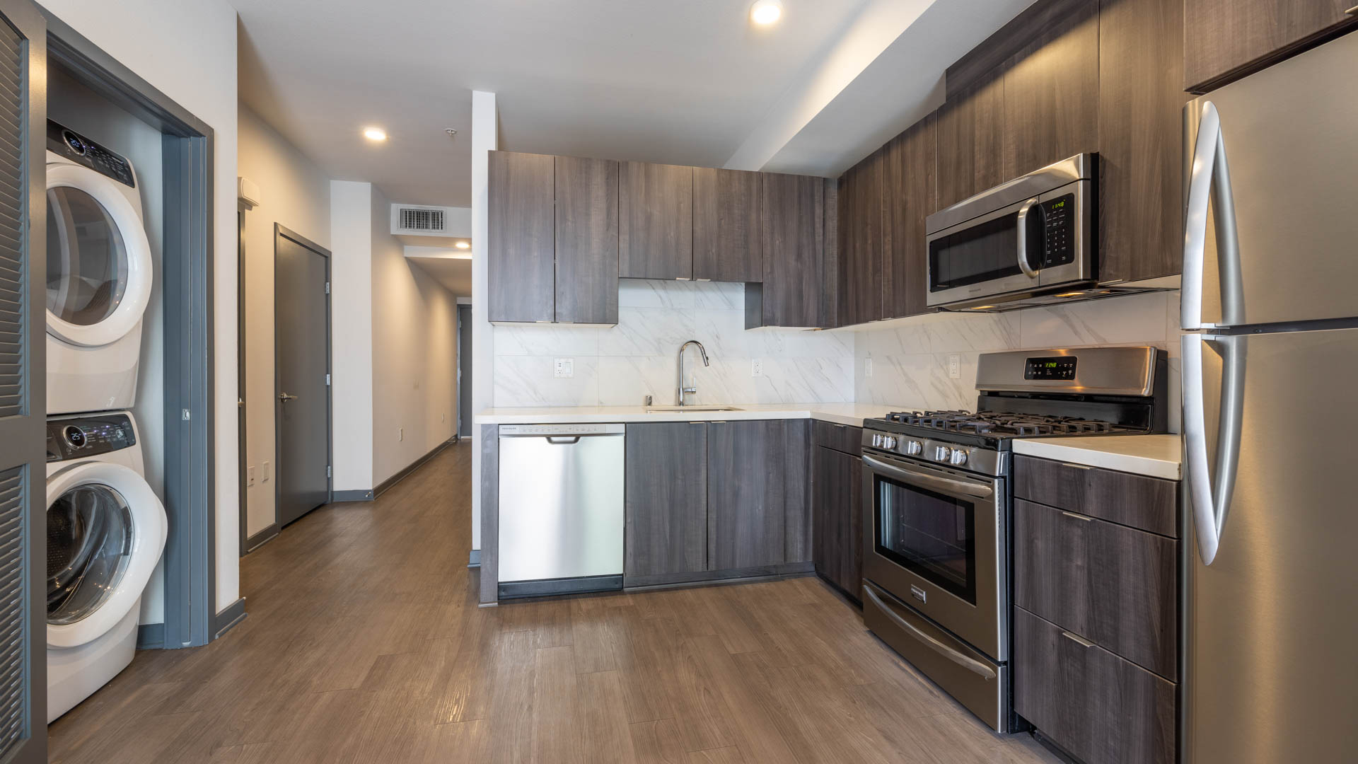 STOA Apartments 5 of 12