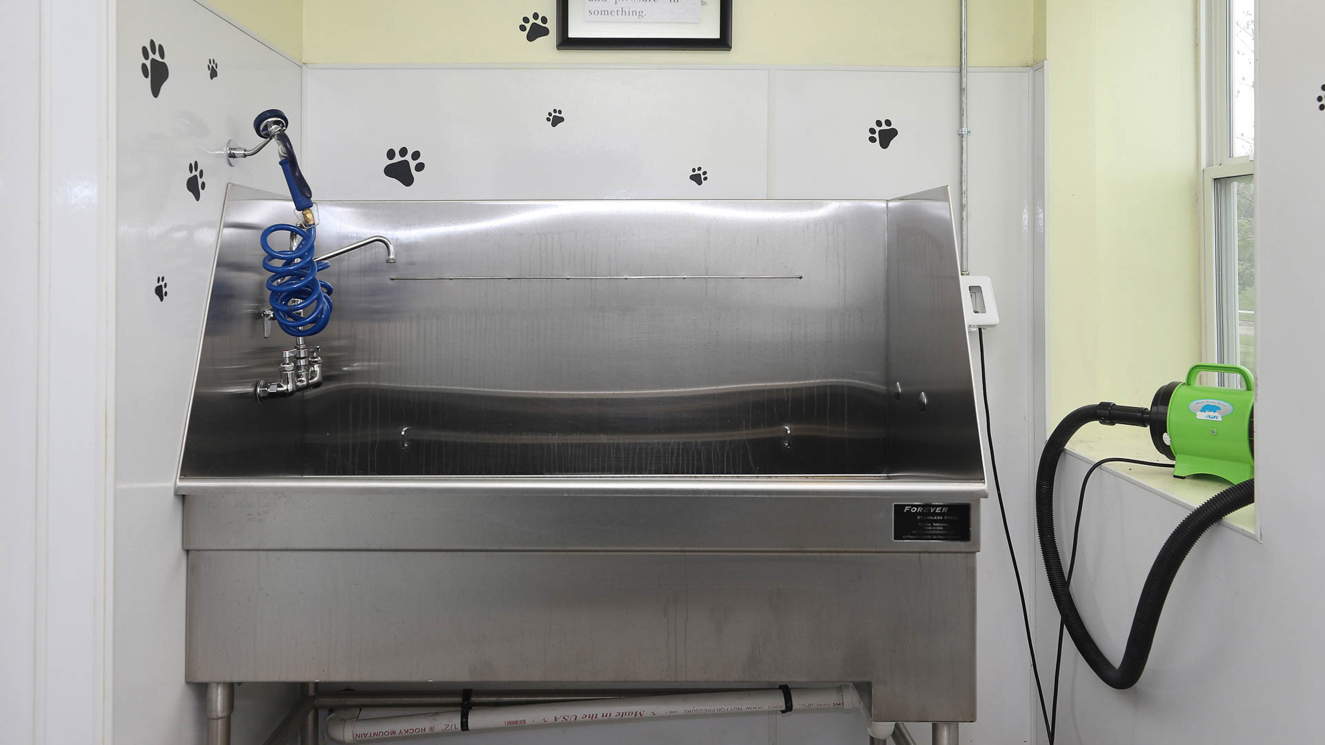 Pet wash at The Brodie Apartments