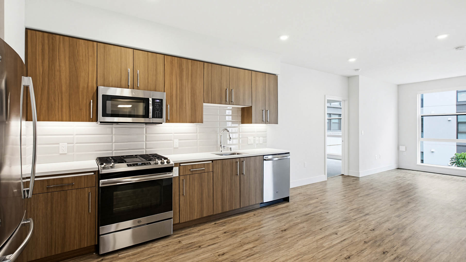 Huxley Apartments 7 of 12