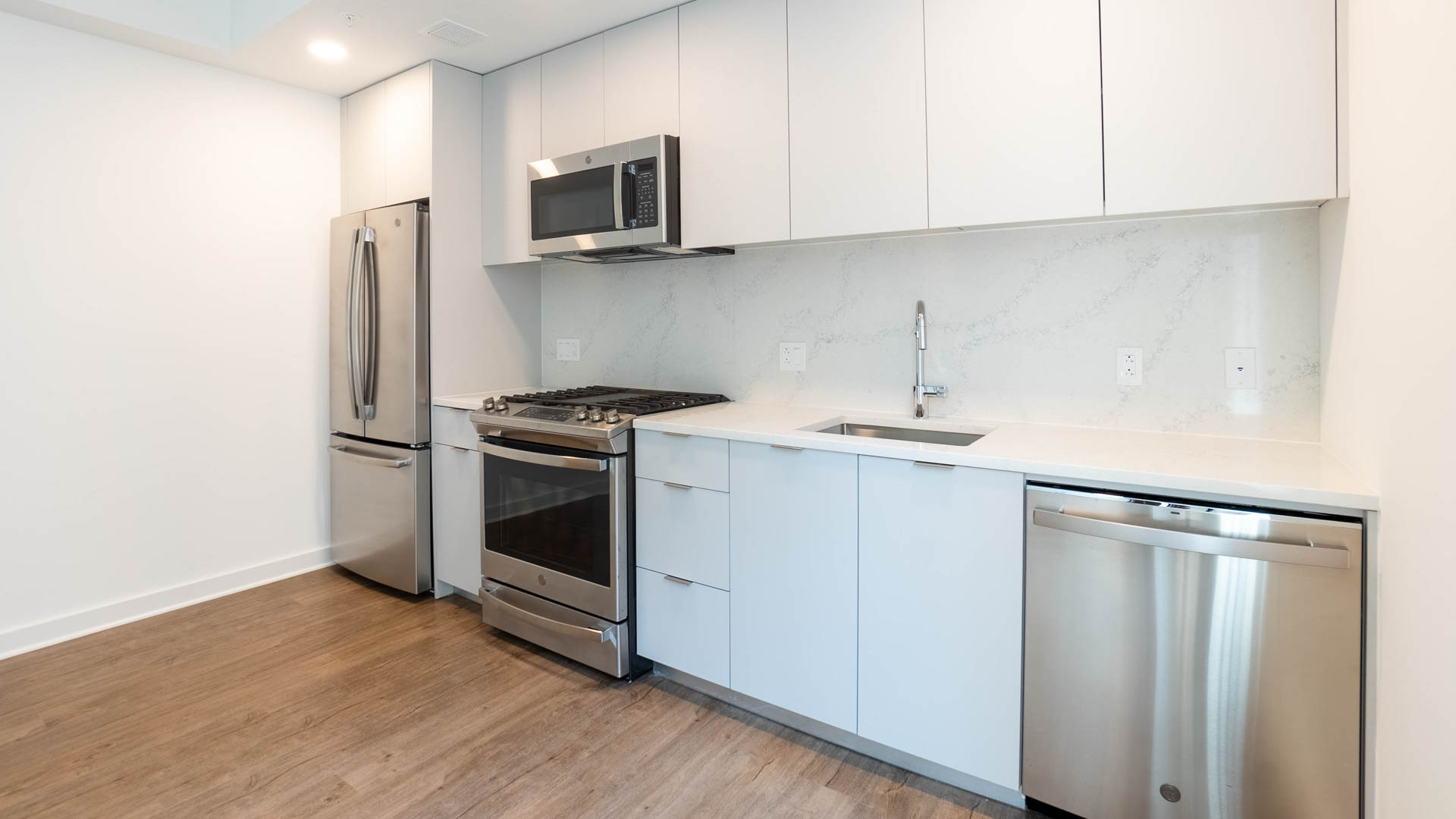 The Edge Apartments 3 of 6