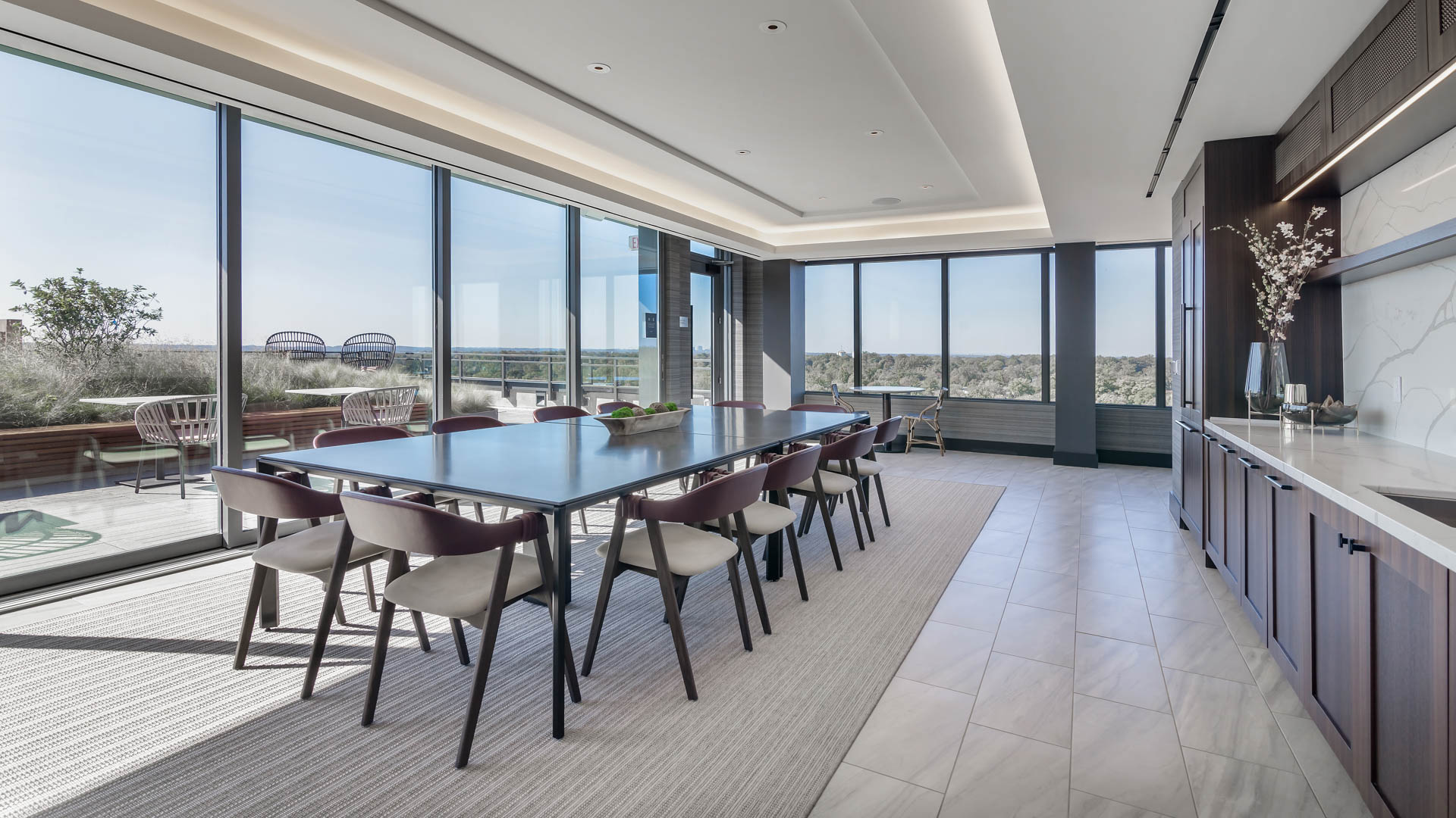 Lounge at The Edge Apartments (1 of 3)