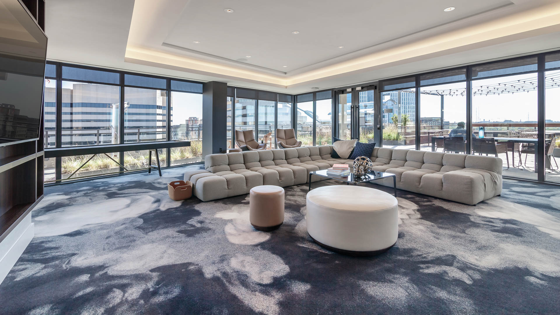Lounge at The Edge Apartments (3 of 3)