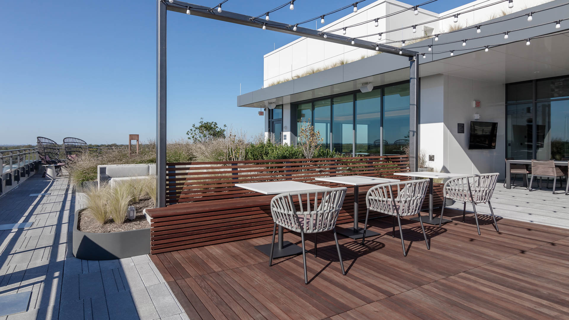 Roof deck at The Edge Apartments (5 of 8)