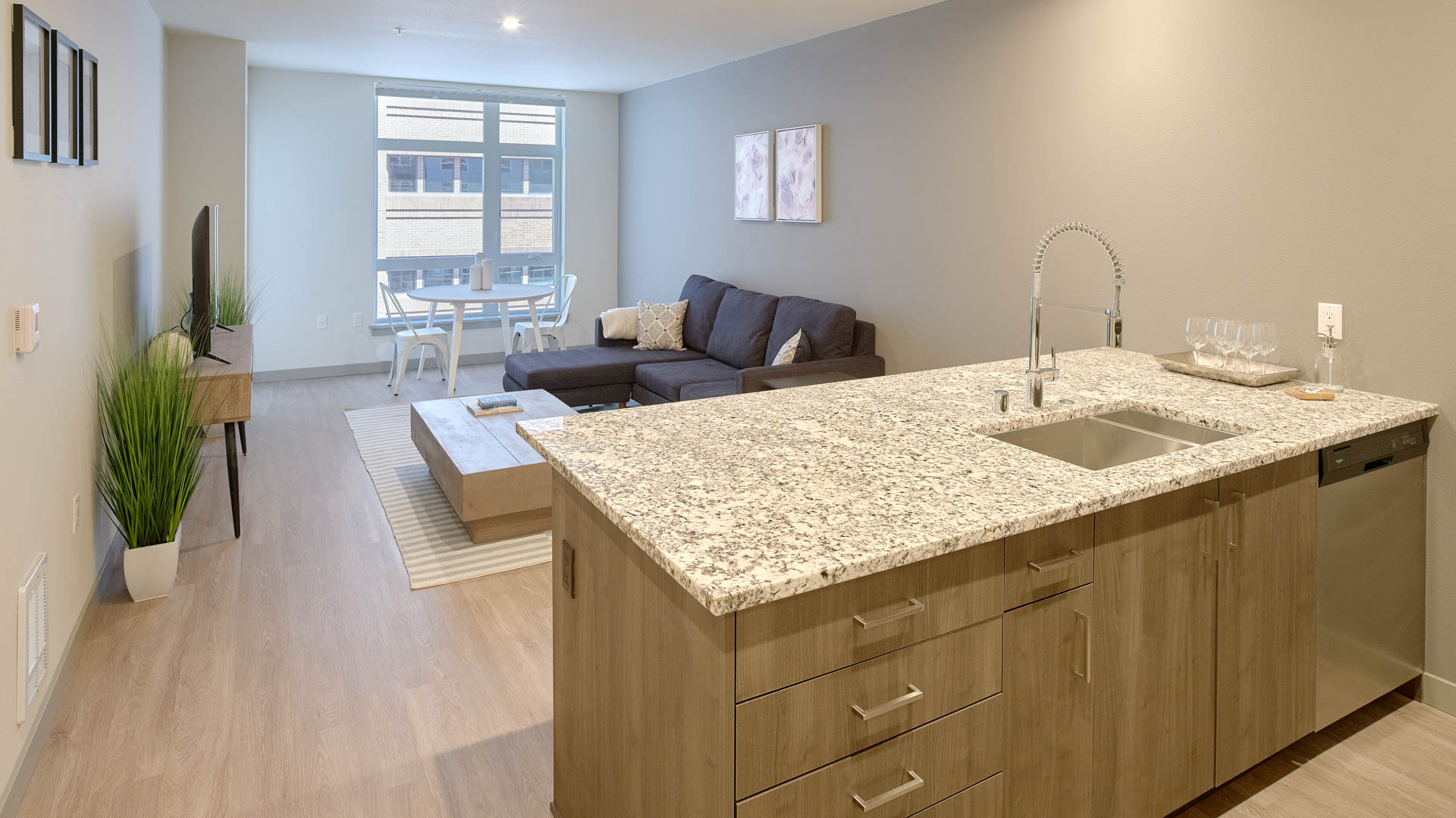 Saxton Apartments 16 of 60