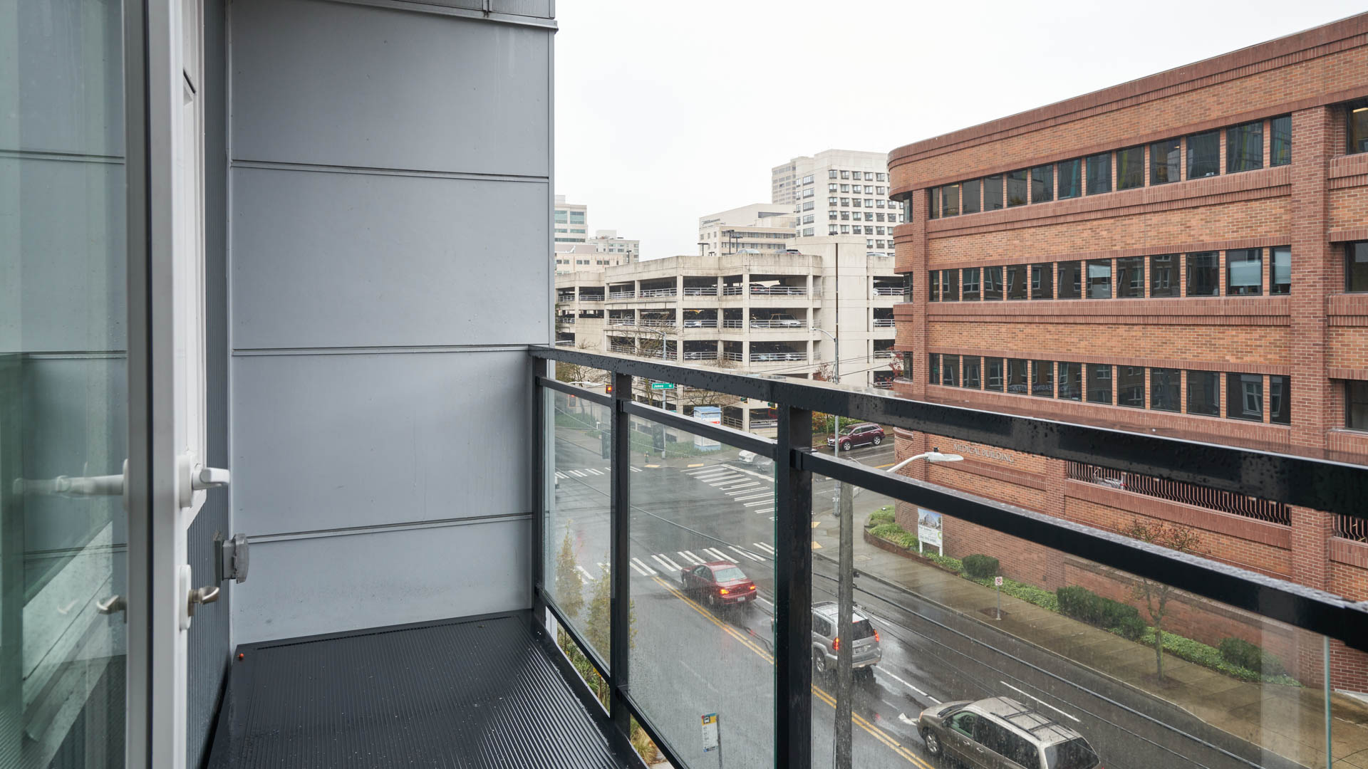 Saxton Apartments 27 of 60