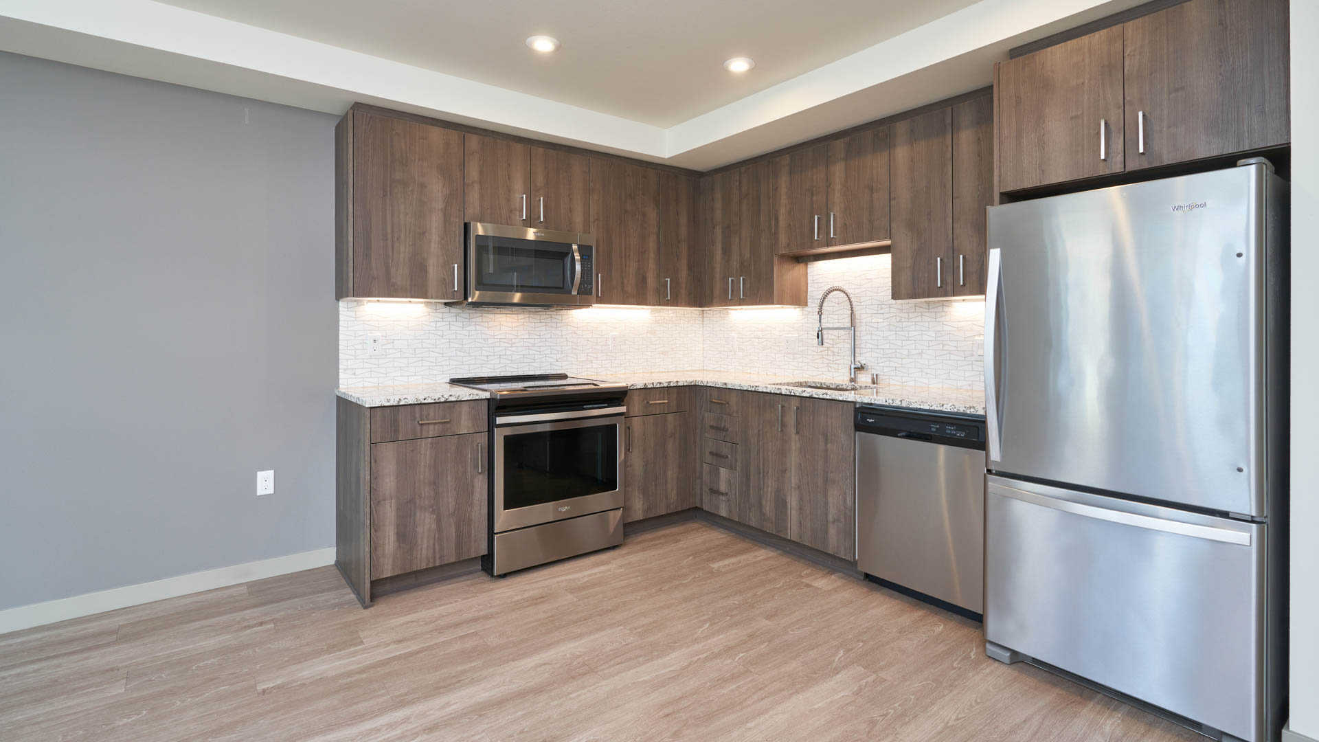 Saxton Apartments 11 of 12