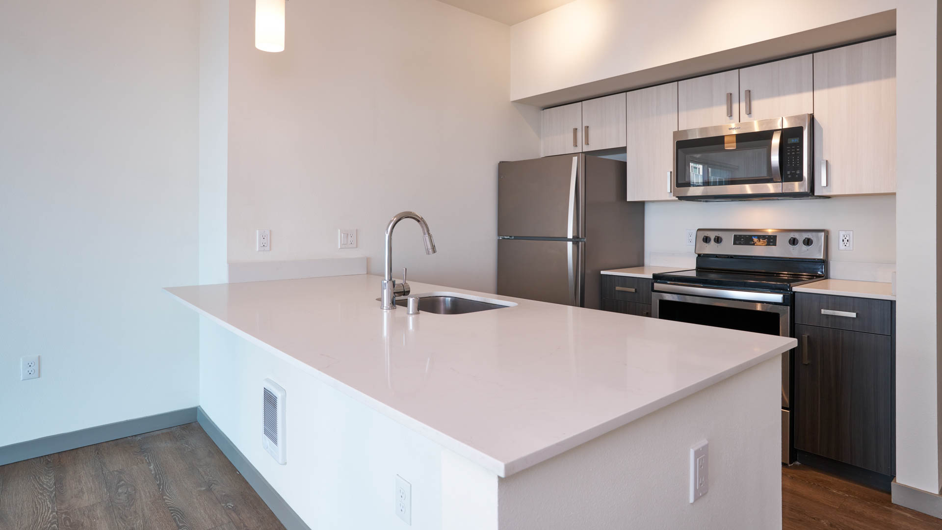 Lane Apartments 4 of 12