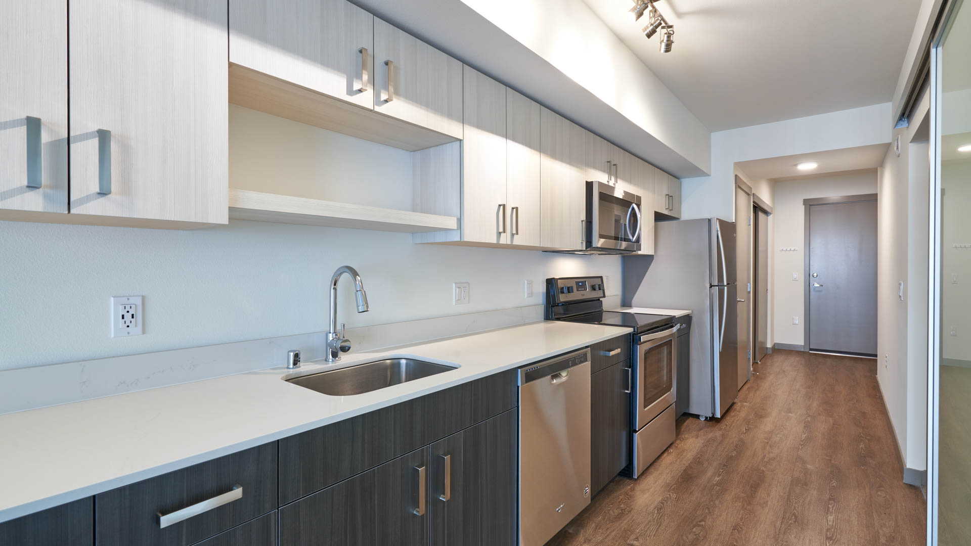 Lane Apartments 4 of 6