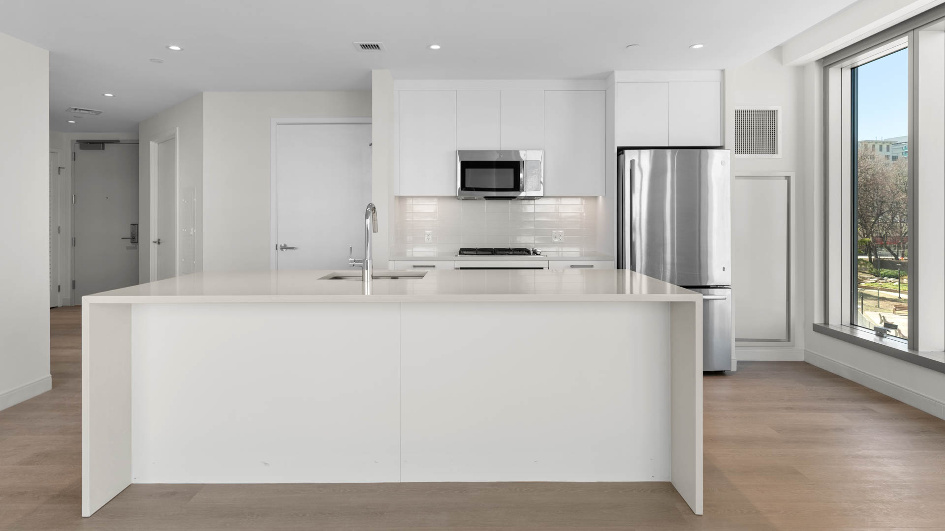 Alcott Apartments 7 of 12