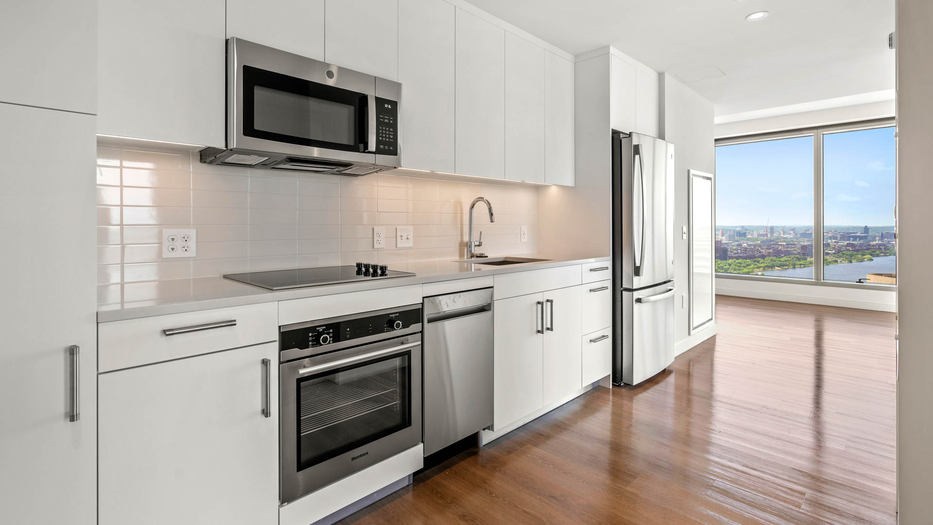 Alcott Apartments 3 of 6