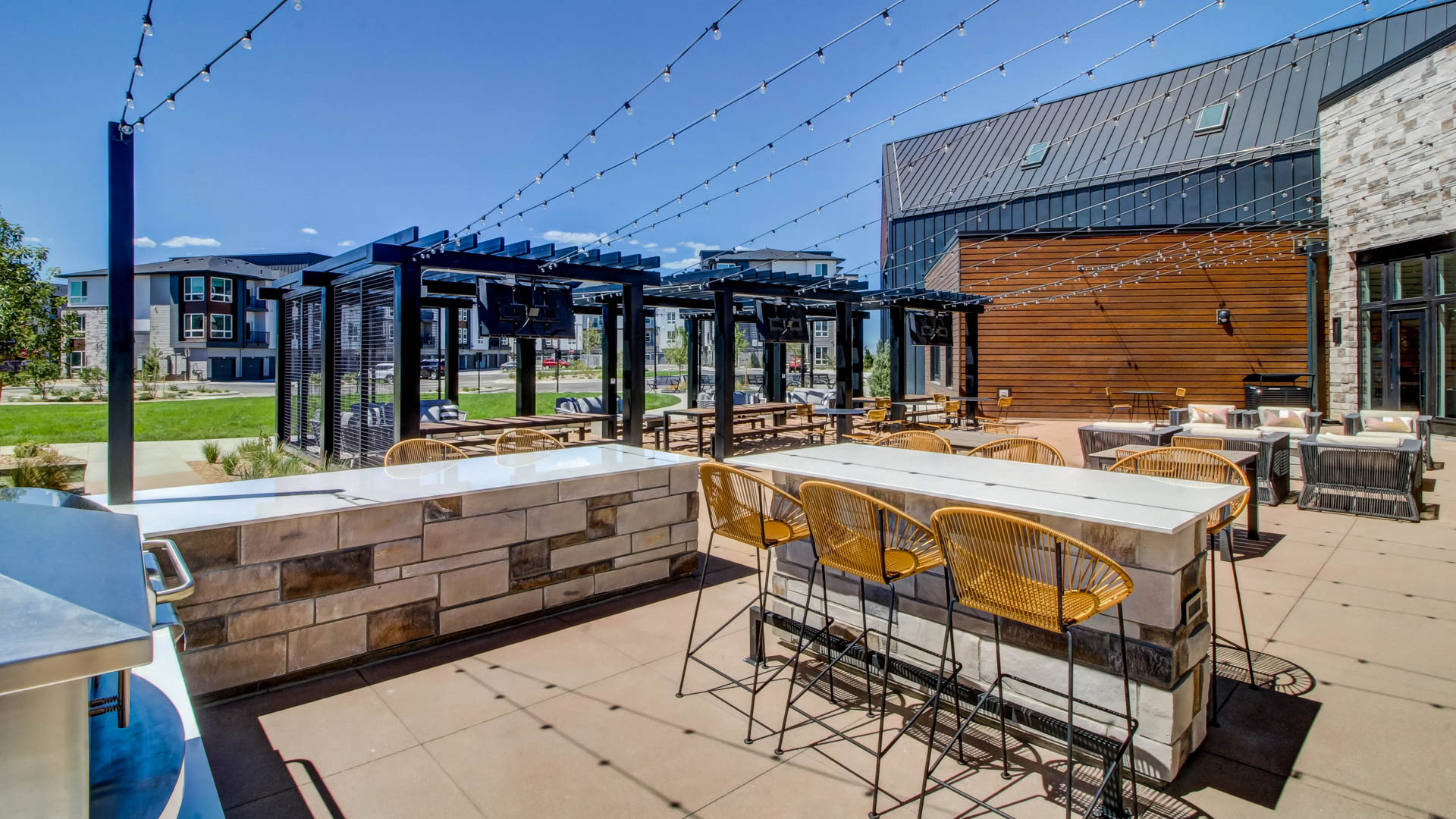 Grill area at Circa Fitzsimons Apartments