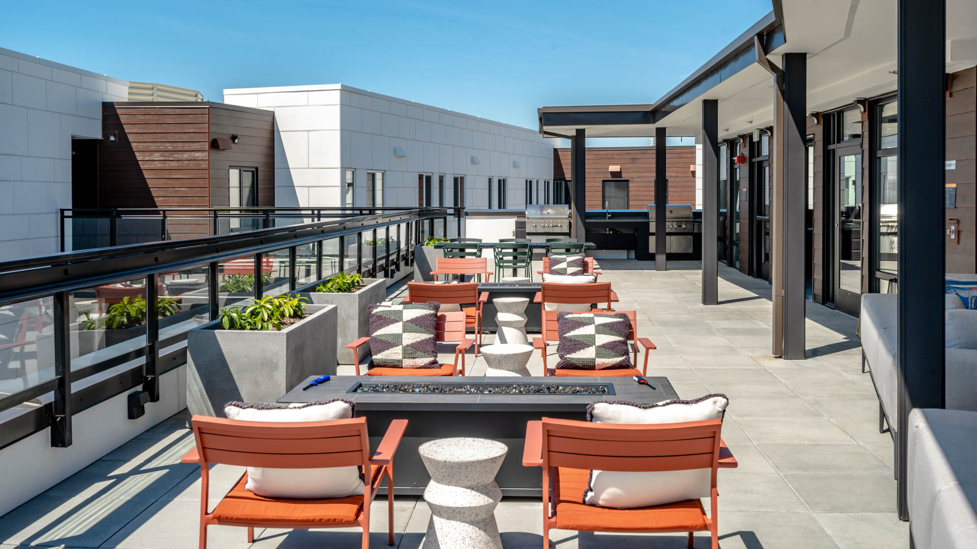 Roof deck at Zephyr on the Park Apartments
