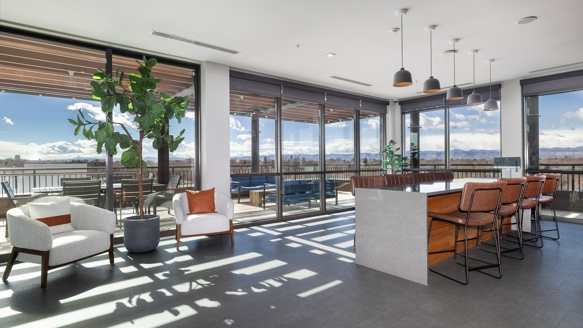 Theo Apartments 9 of 12
