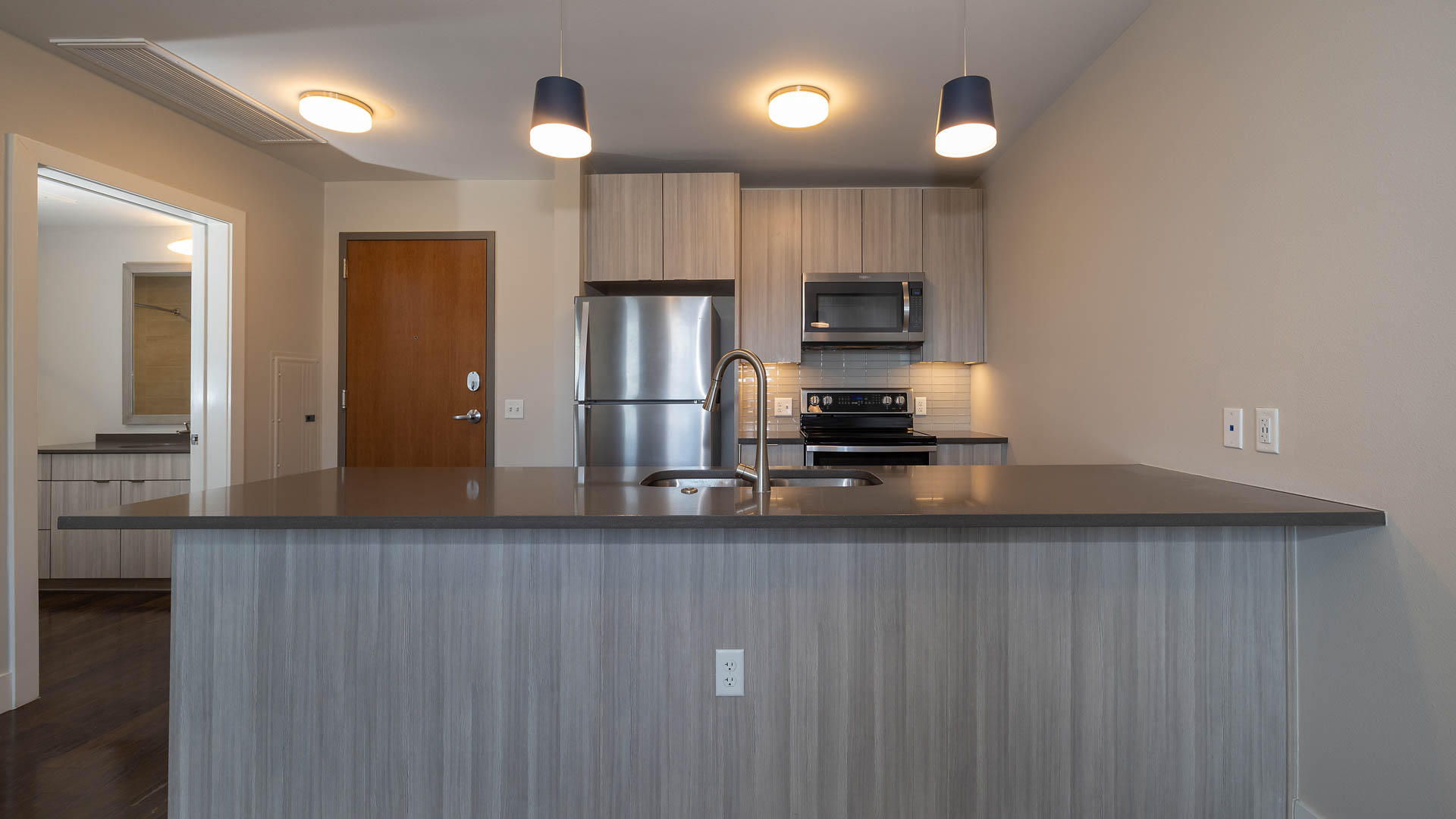 Theo Apartments 2 of 12