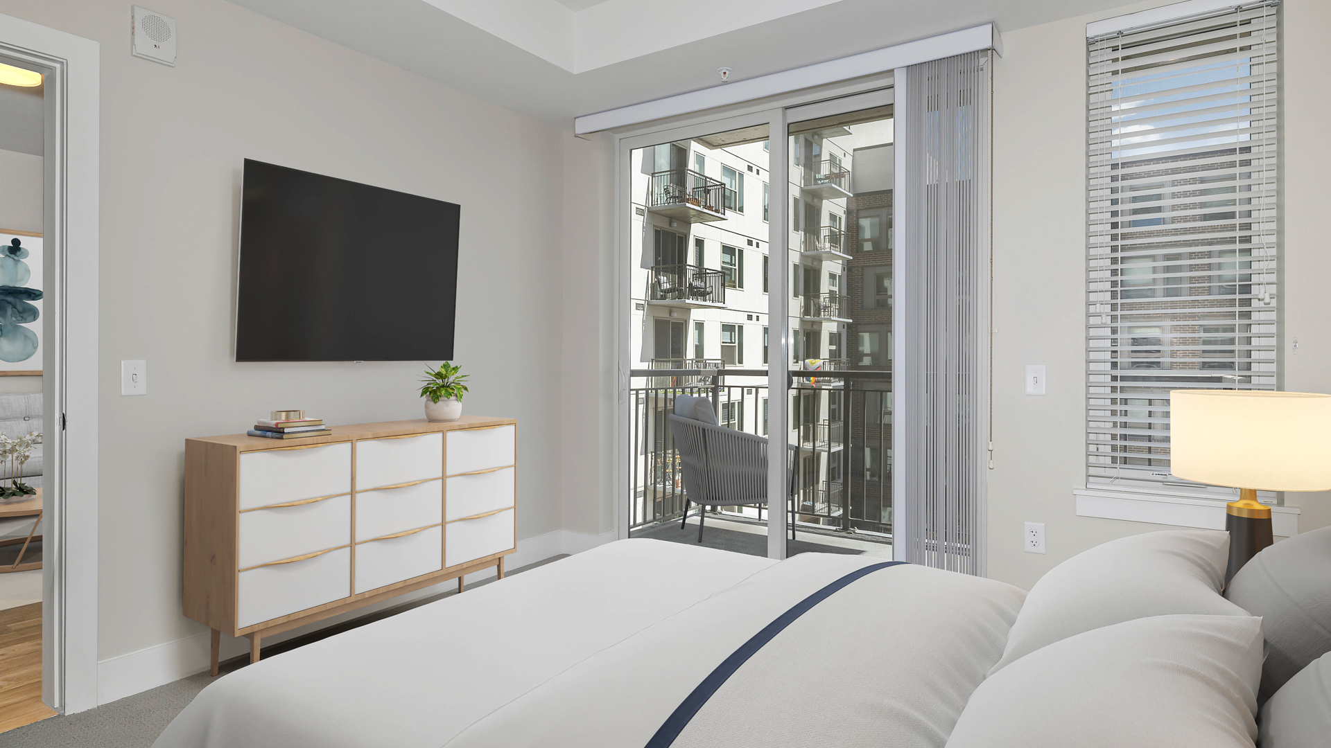 Theo Apartments 7 of 9