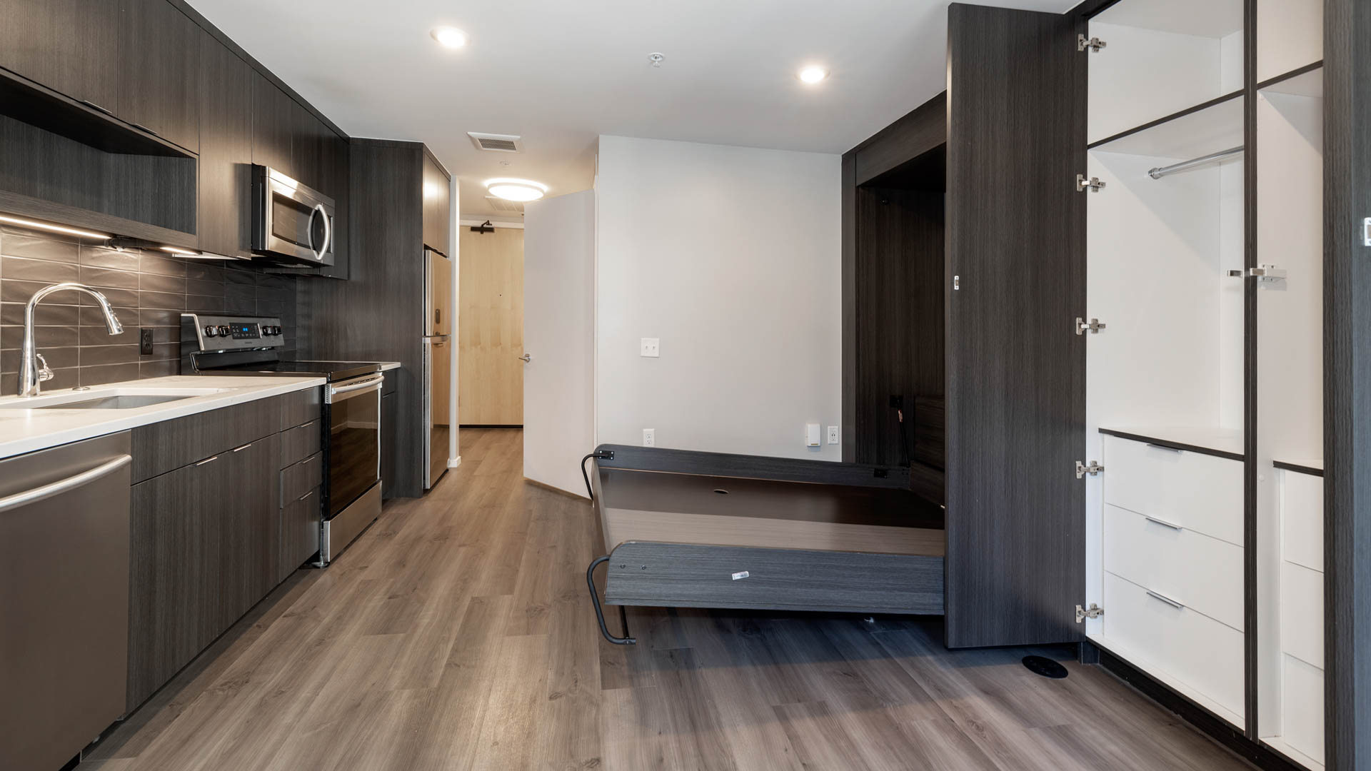 Milo Apartments 3 of 6