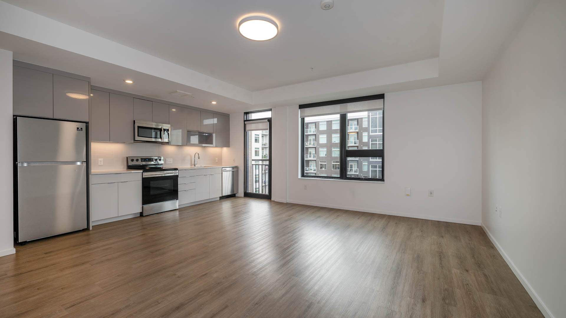 Milo Apartments 4 of 9