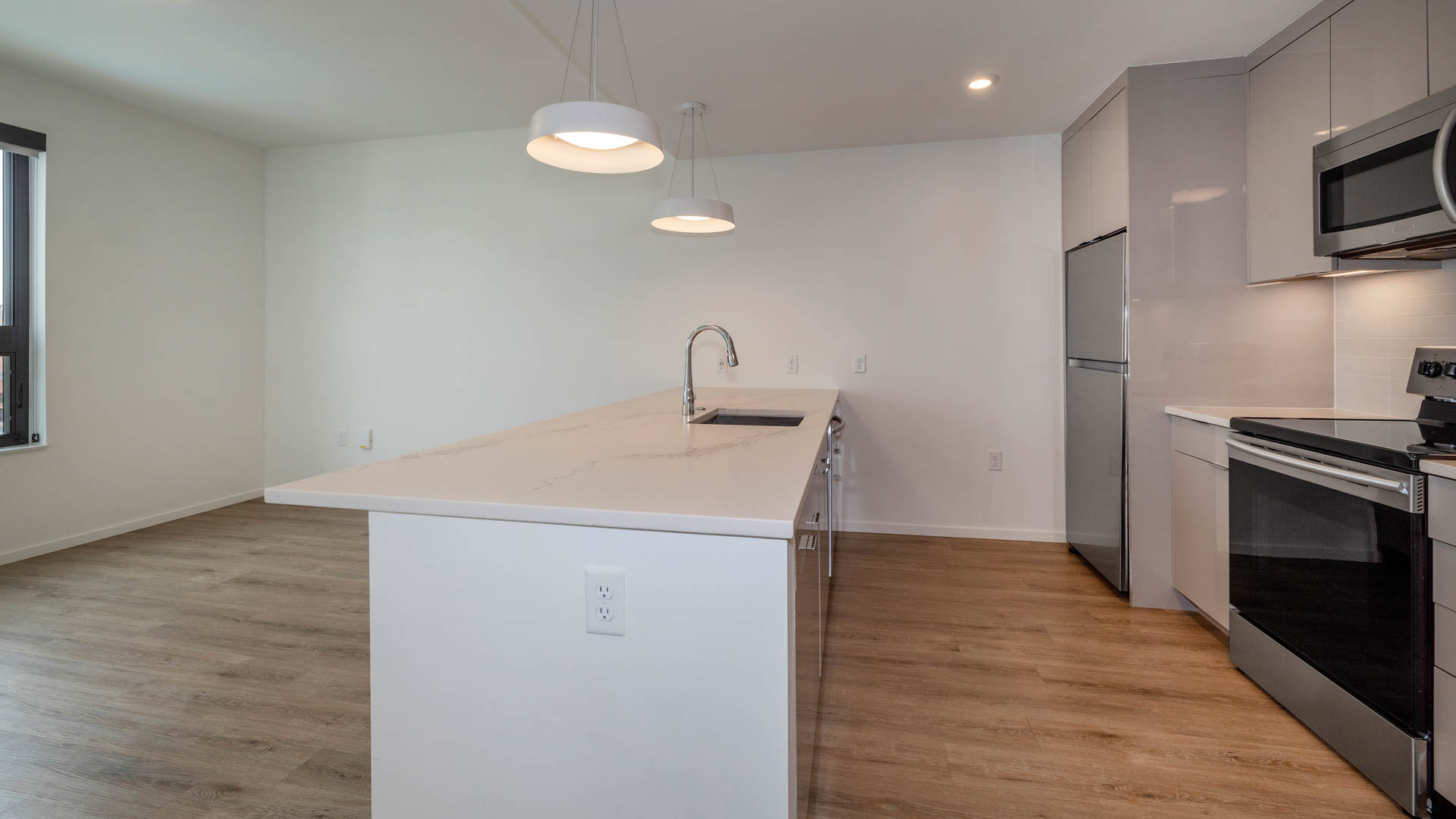 Milo Apartments 4 of 8