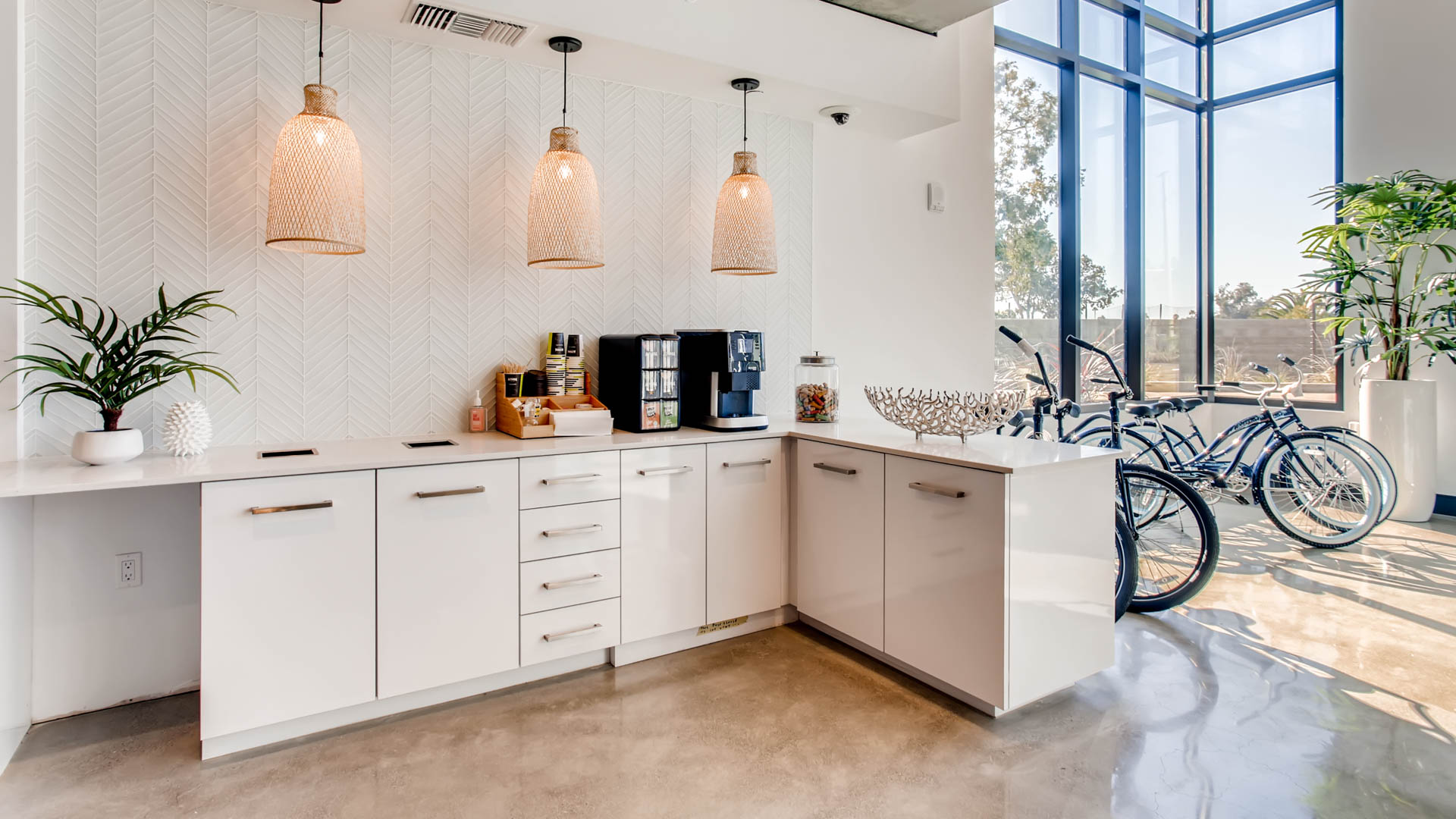 Mara Pacific Beach Apartments 6 of 12
