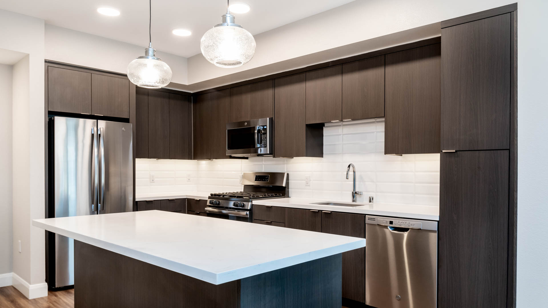 Mara Pacific Beach Apartments 9 of 12